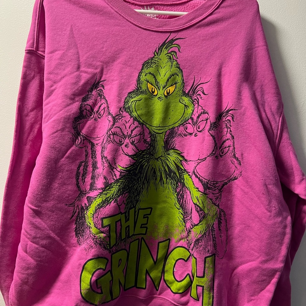 Hot Pink Grinch Women’s Sweatshirt EUC